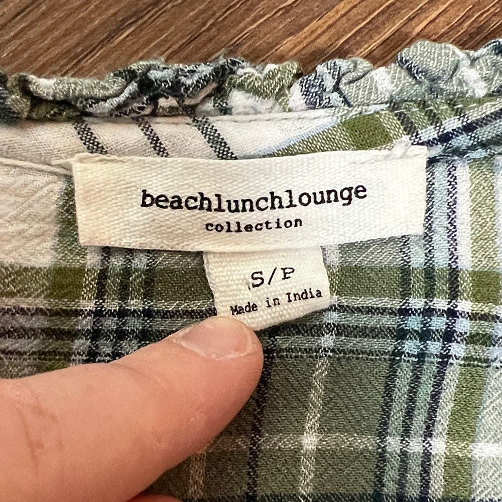 Beach Lunch Lounge - Soft Green and White Plaid Women's Button-Down Shirt - S/P - Picture 2 of 9